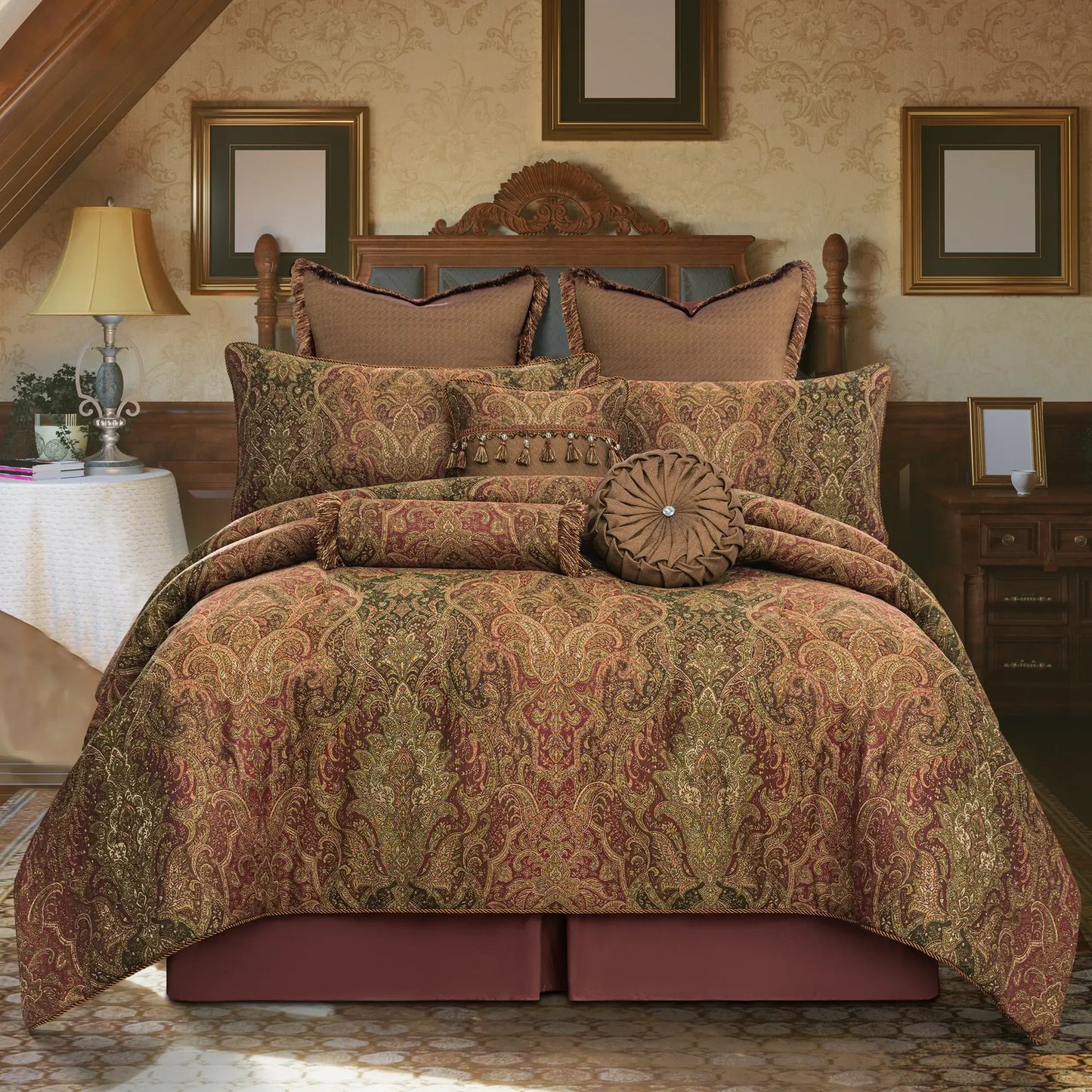 Atina Jacquard Bedding Set