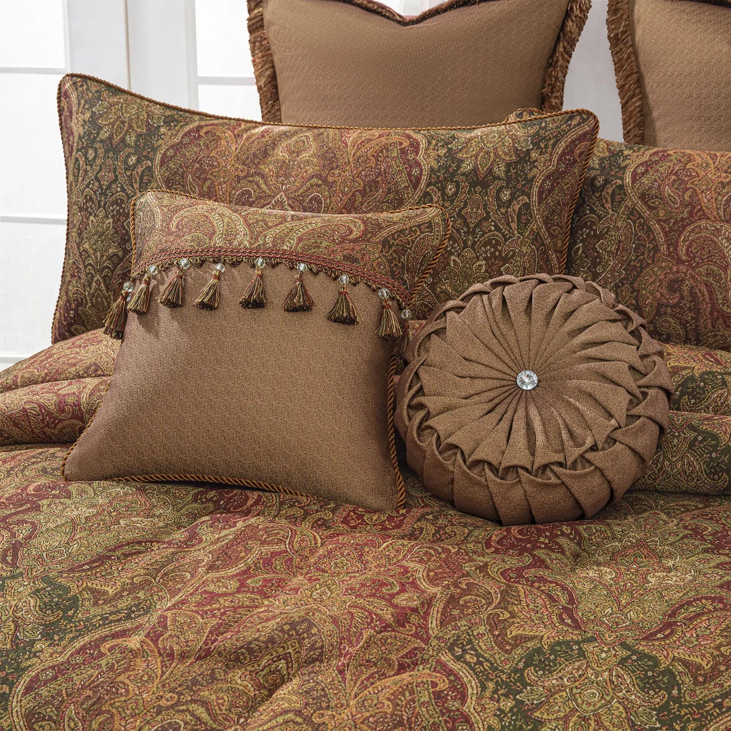 Atina Jacquard Bedding Set